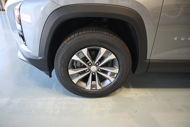 New 2026 Chevrolet Equinox LT w/ Safety and Technology Package FWD image 28
