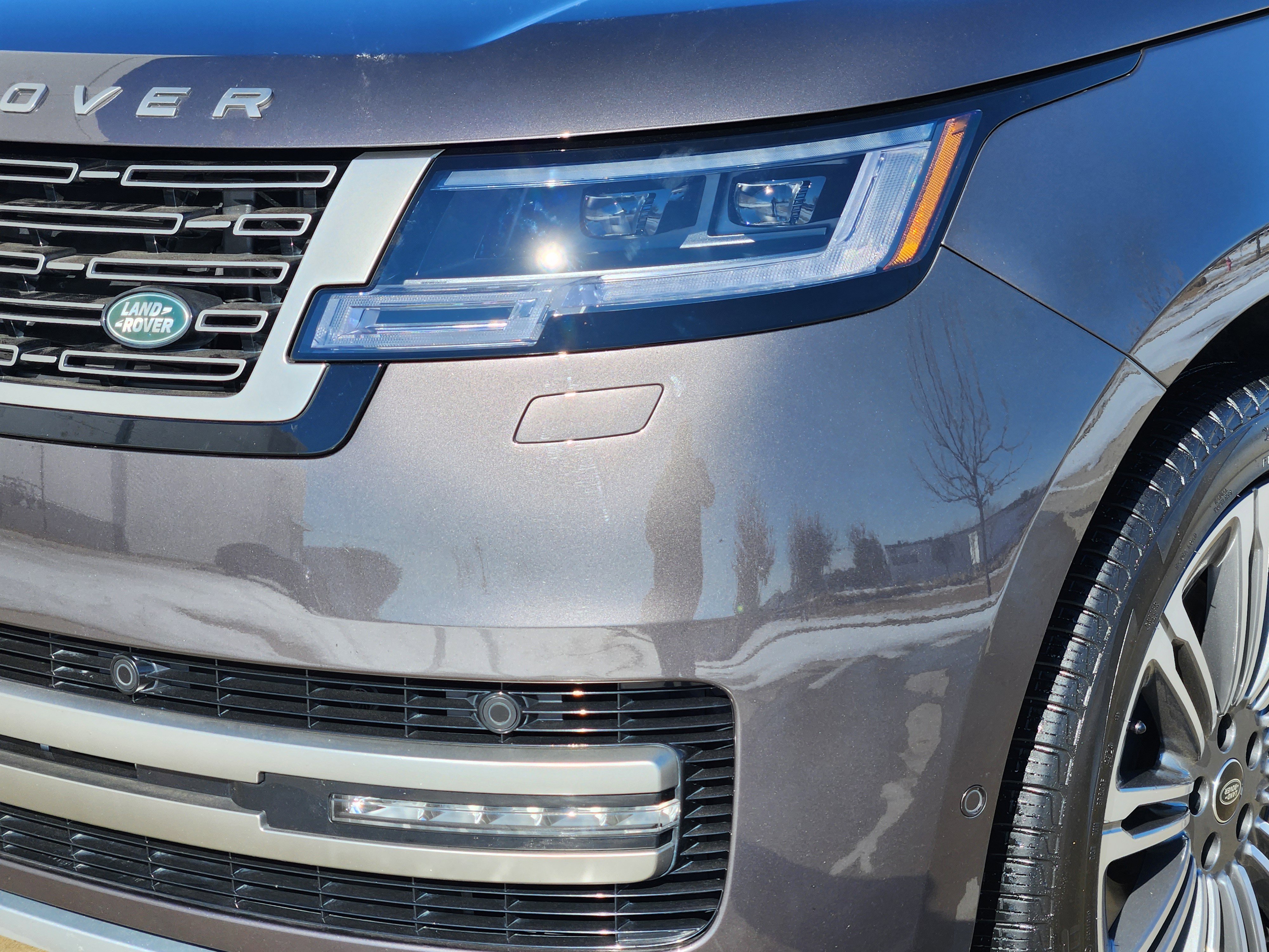 Used 2022 Land Rover Range Rover SE image 9