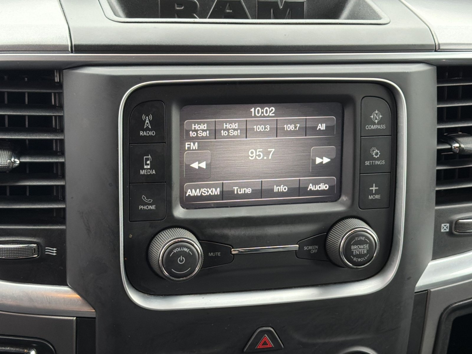 Used 2024 RAM 1500 Warlock AWD/4WD image 18