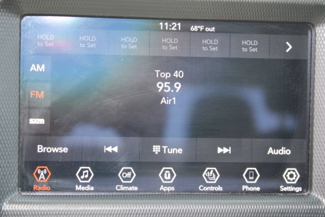 Used 2022 Jeep Gladiator Sport AWD/4WD image 25