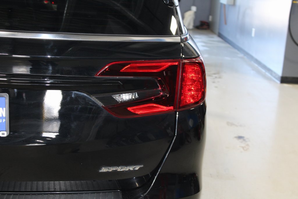 Used 2023 Honda Odyssey Sport image 46