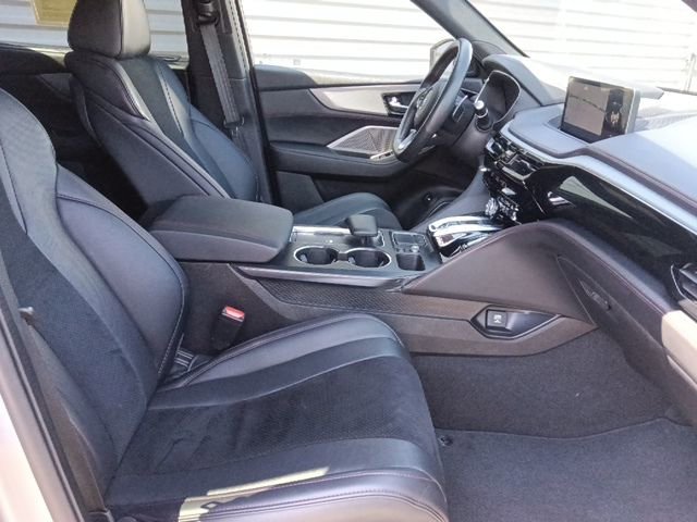 Used 2024 Acura MDX A-Spec image 35
