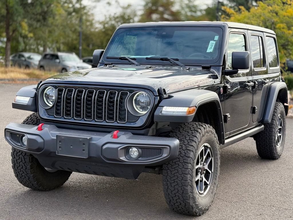 Used 2024 Jeep Wrangler Unlimited Rubicon w/ Convenience Group AWD/4WD image 1