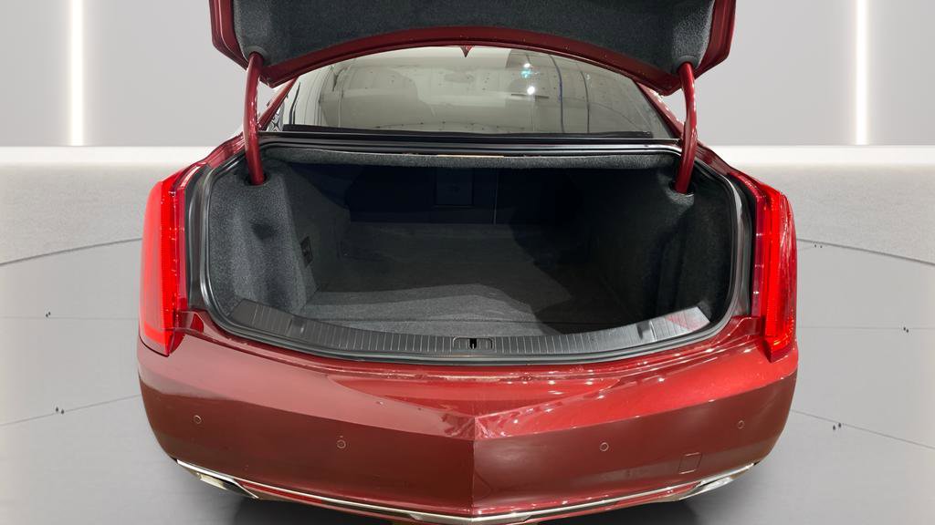 Used 2017 Cadillac XTS Luxury image 8