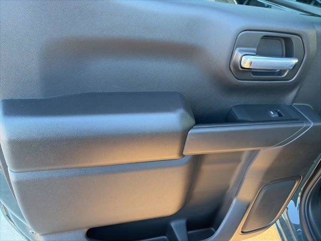 New 2026 Chevrolet Silverado 1500 Custom Trail Boss w/ LPO, Dark Essentials Package image 12