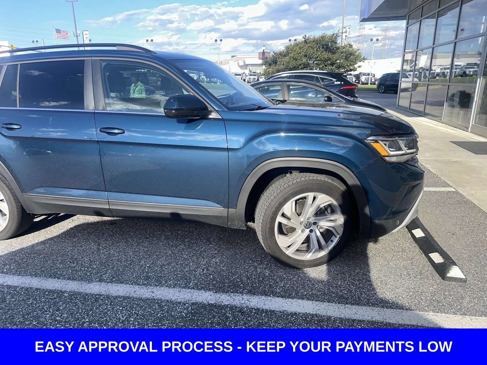 Used 2021 Volkswagen Atlas SE FWD image 6
