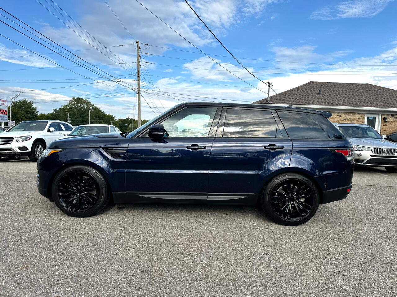 Used 2016 Land Rover Range Rover Sport SE image 5