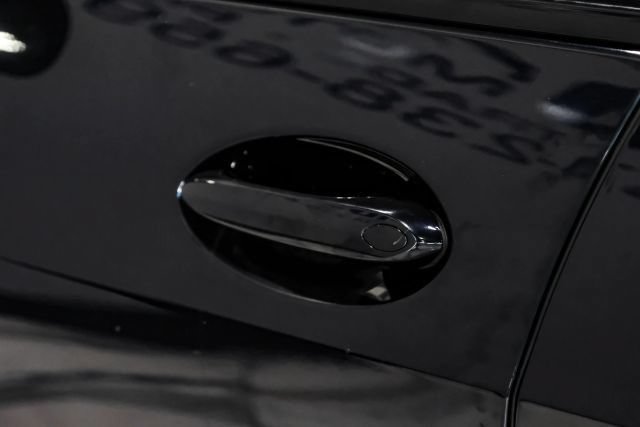 Used 2020 BMW X5 M50i AWD/4WD image 38
