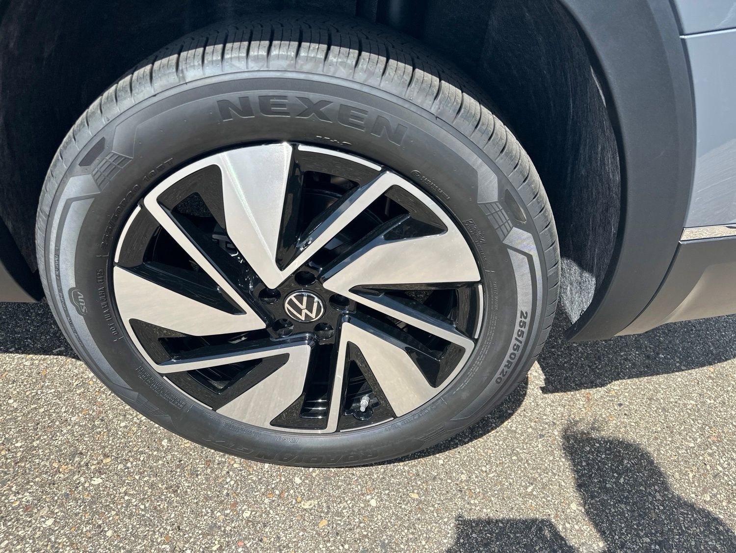 New 2026 Volkswagen Atlas SEL AWD/4WD image 7
