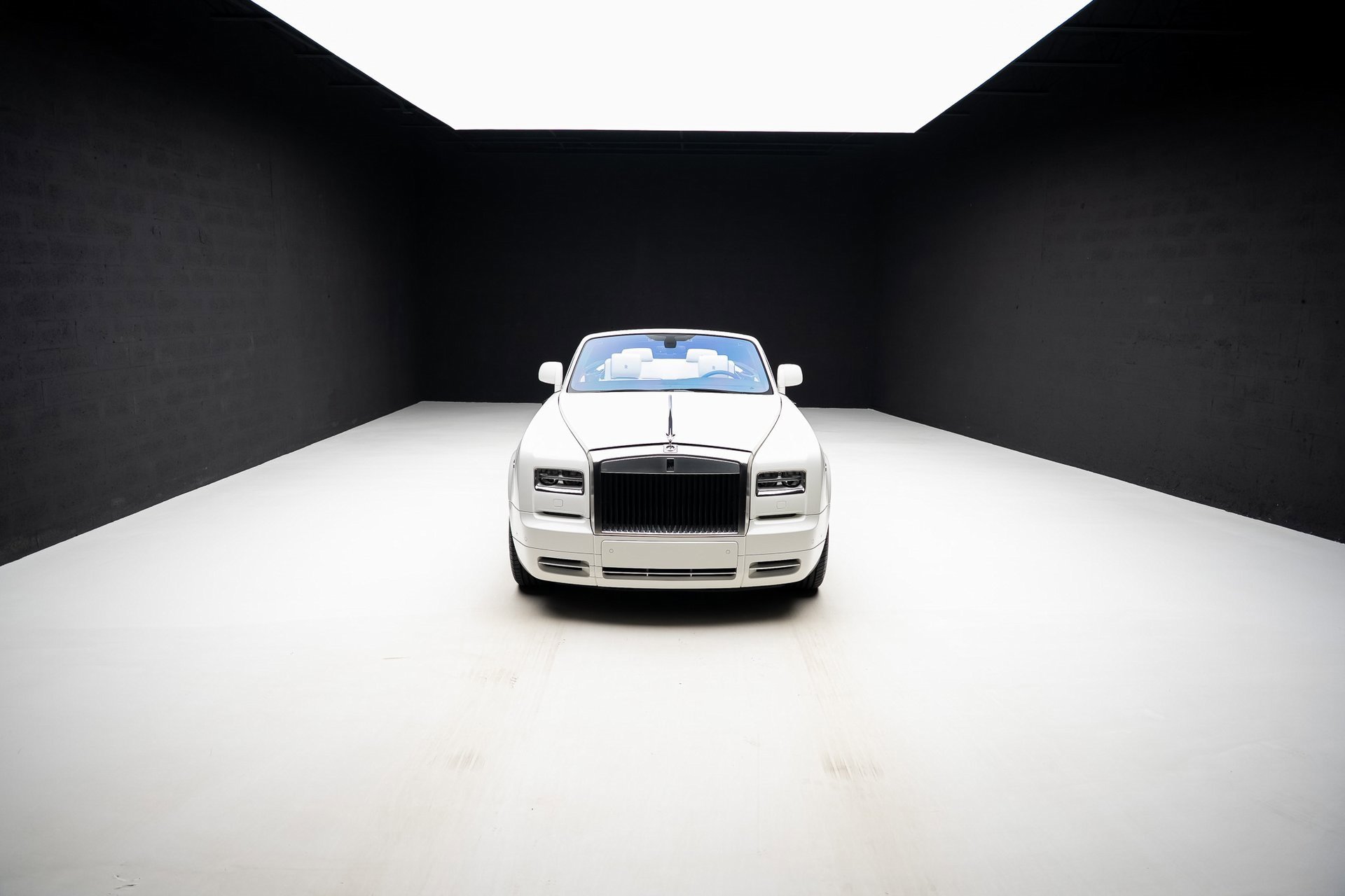 Used 2013 Rolls-Royce Phantom Drophead Coupe image 82