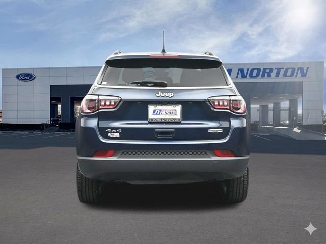 Used 2024 Jeep Compass Latitude AWD/4WD image 11