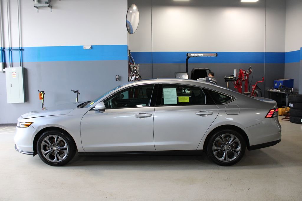 Used 2023 Honda Accord EX image 13