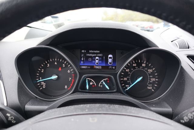 Used 2017 Ford Escape Titanium AWD/4WD image 9