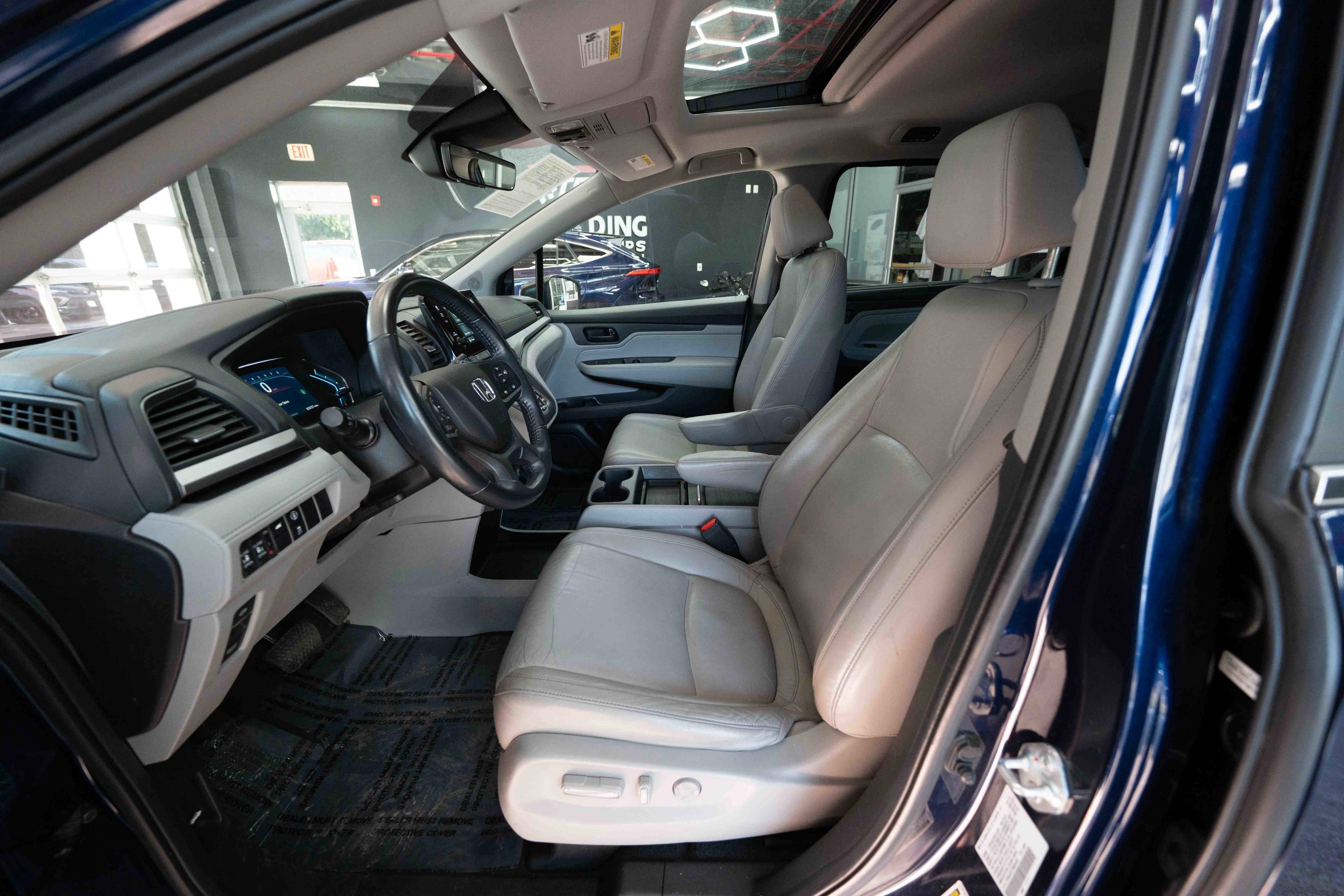 Used 2021 Honda Odyssey EX-L image 9