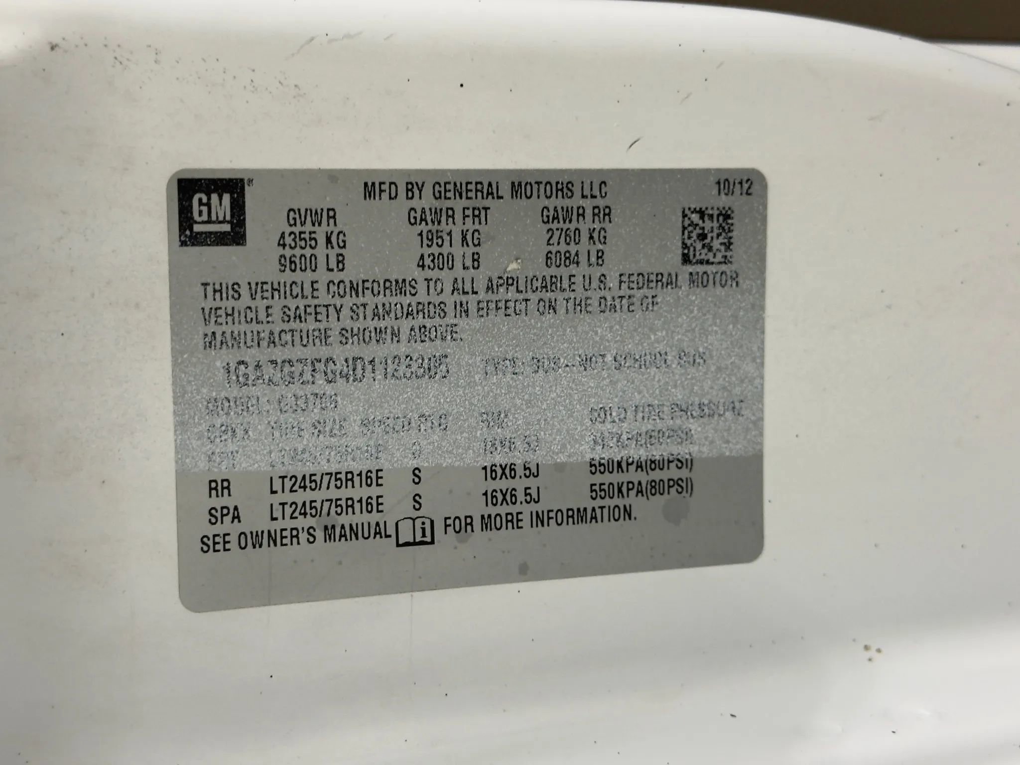 Used 2013 Chevrolet Express 3500 LS image 45