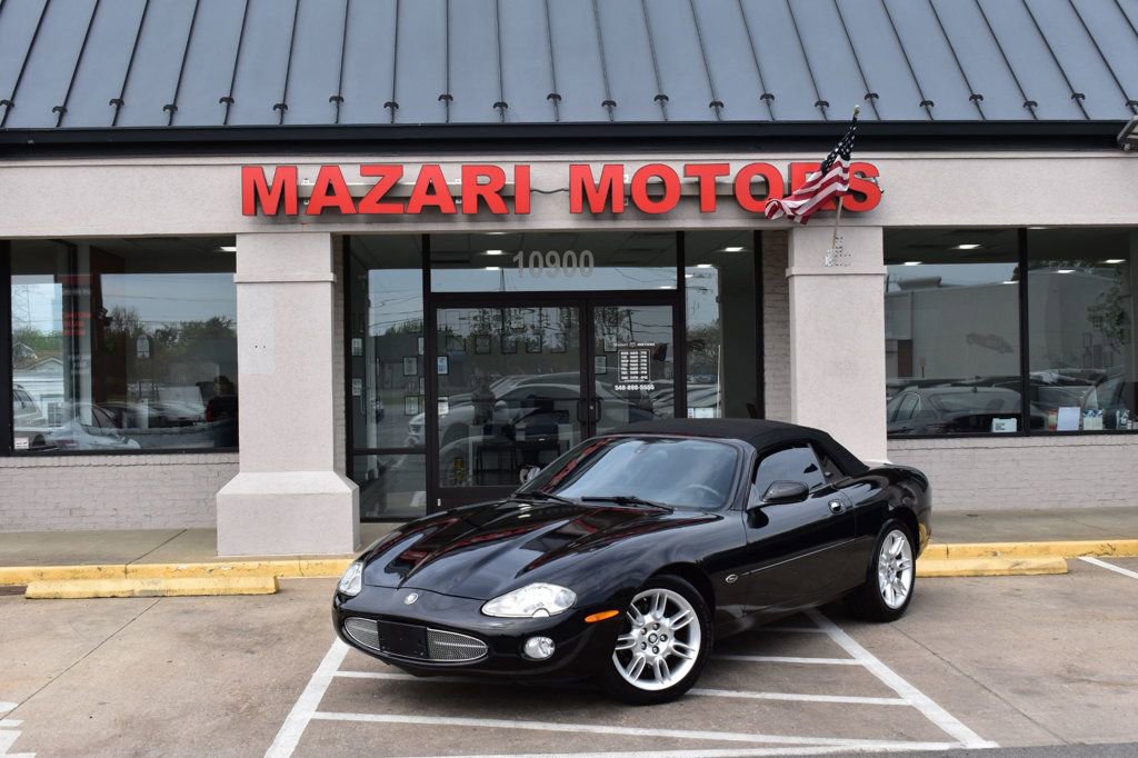 Used 2002 Jaguar XK8 Convertible RWD image 2