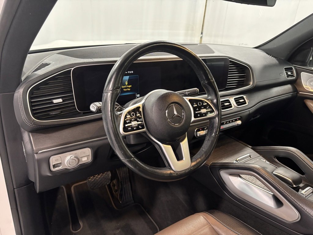 Used 2020 Mercedes-Benz GLS 450 4MATIC image 10