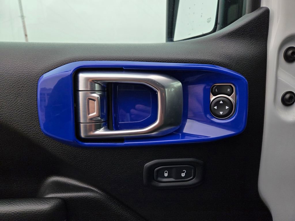 Used 2023 Jeep Wrangler Unlimited Rubicon 4xe image 15