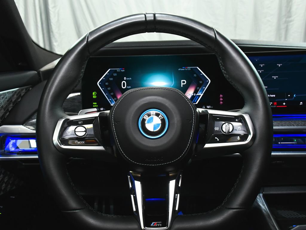 Used 2024 BMW i7 xDrive60 image 44