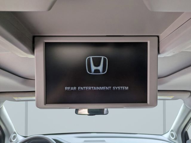 Used 2018 Honda Pilot Touring image 15
