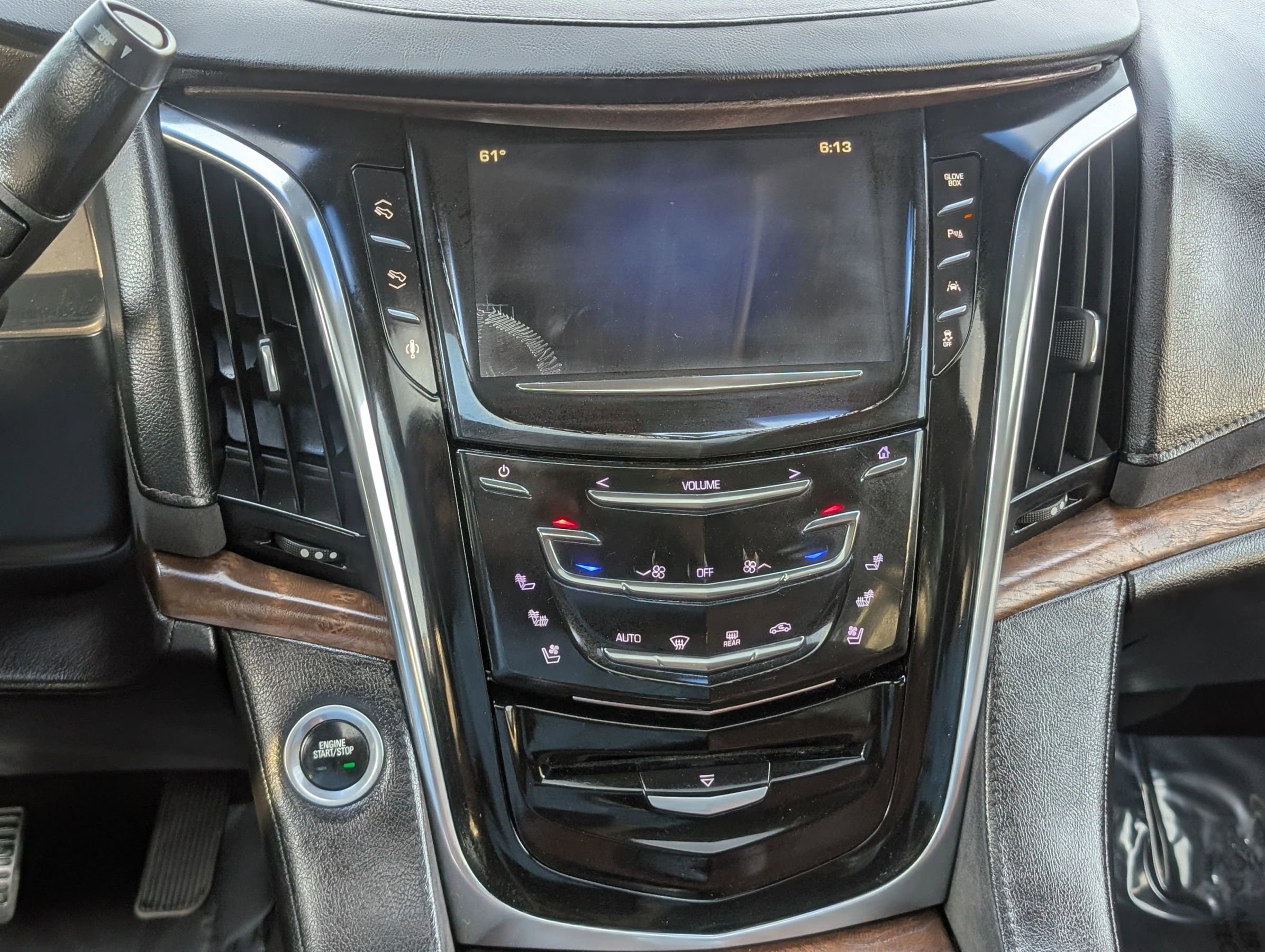 Used 2016 Cadillac Escalade Luxury image 31