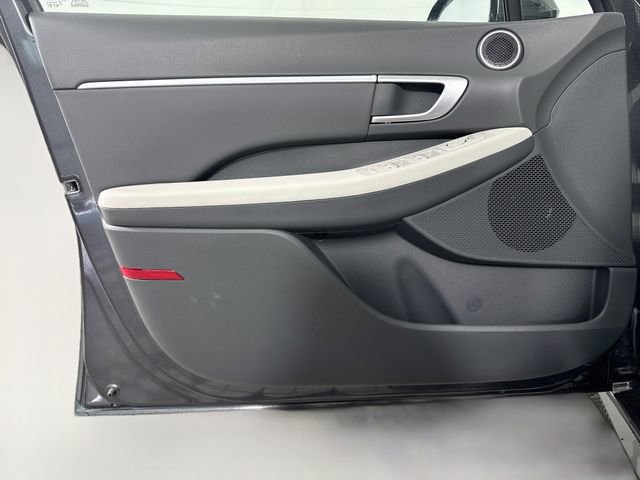New 2026 Hyundai Sonata SEL FWD image 13