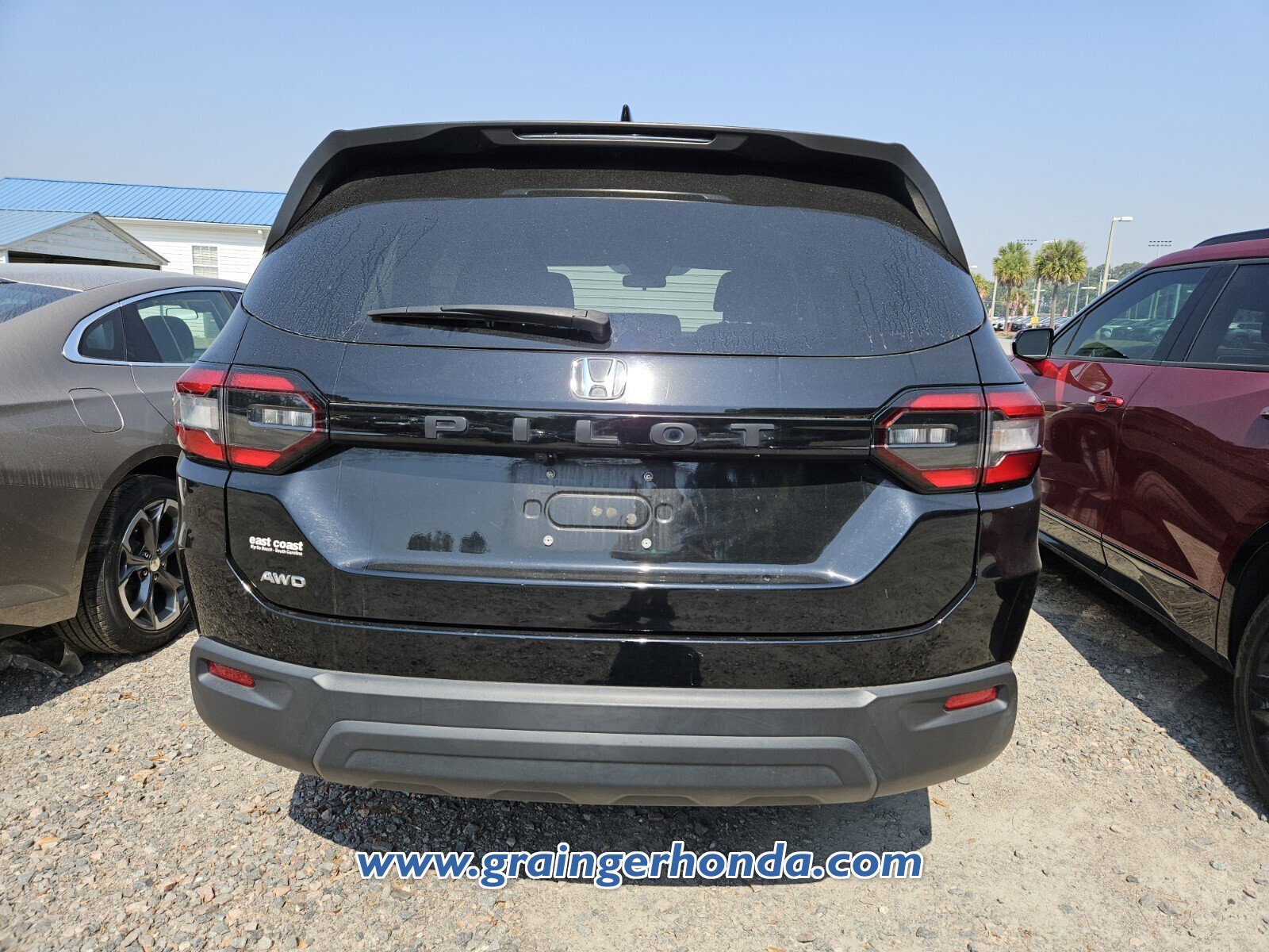 Used 2023 Honda Pilot LX image 8