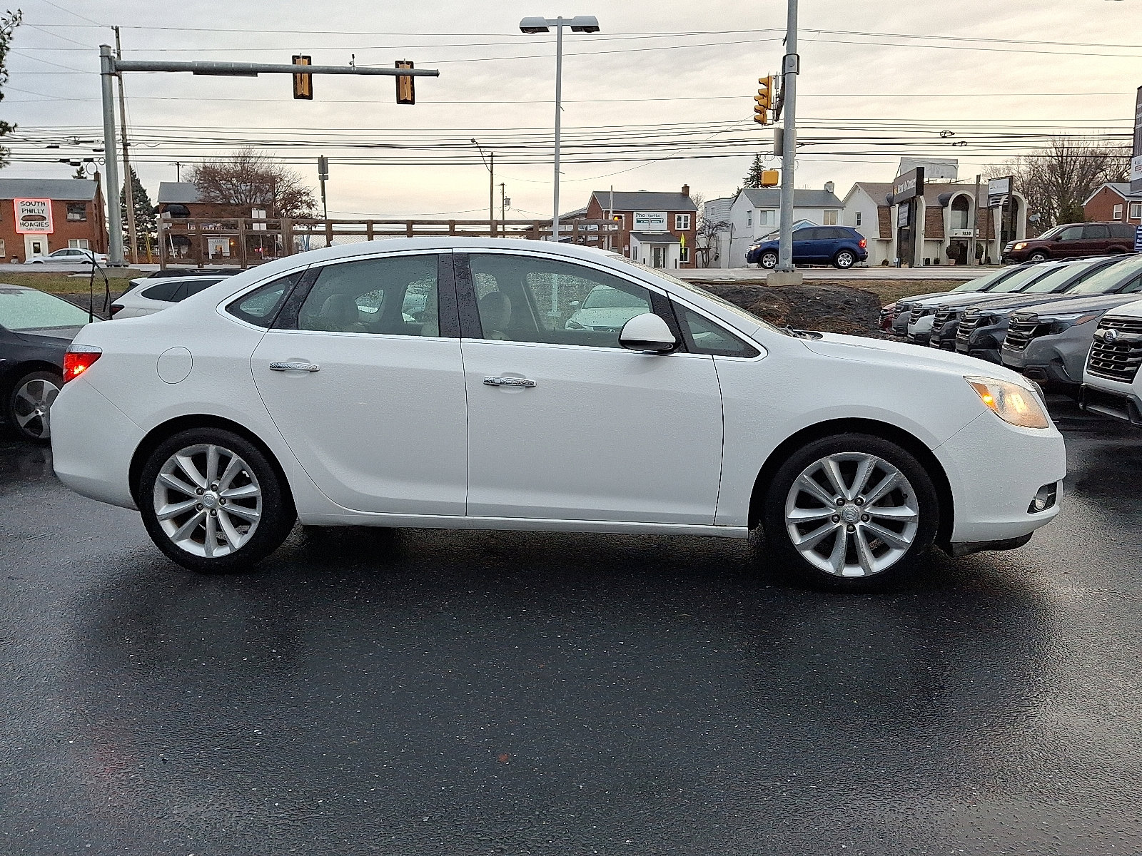 Used 2012 Buick Verano Leather image 9