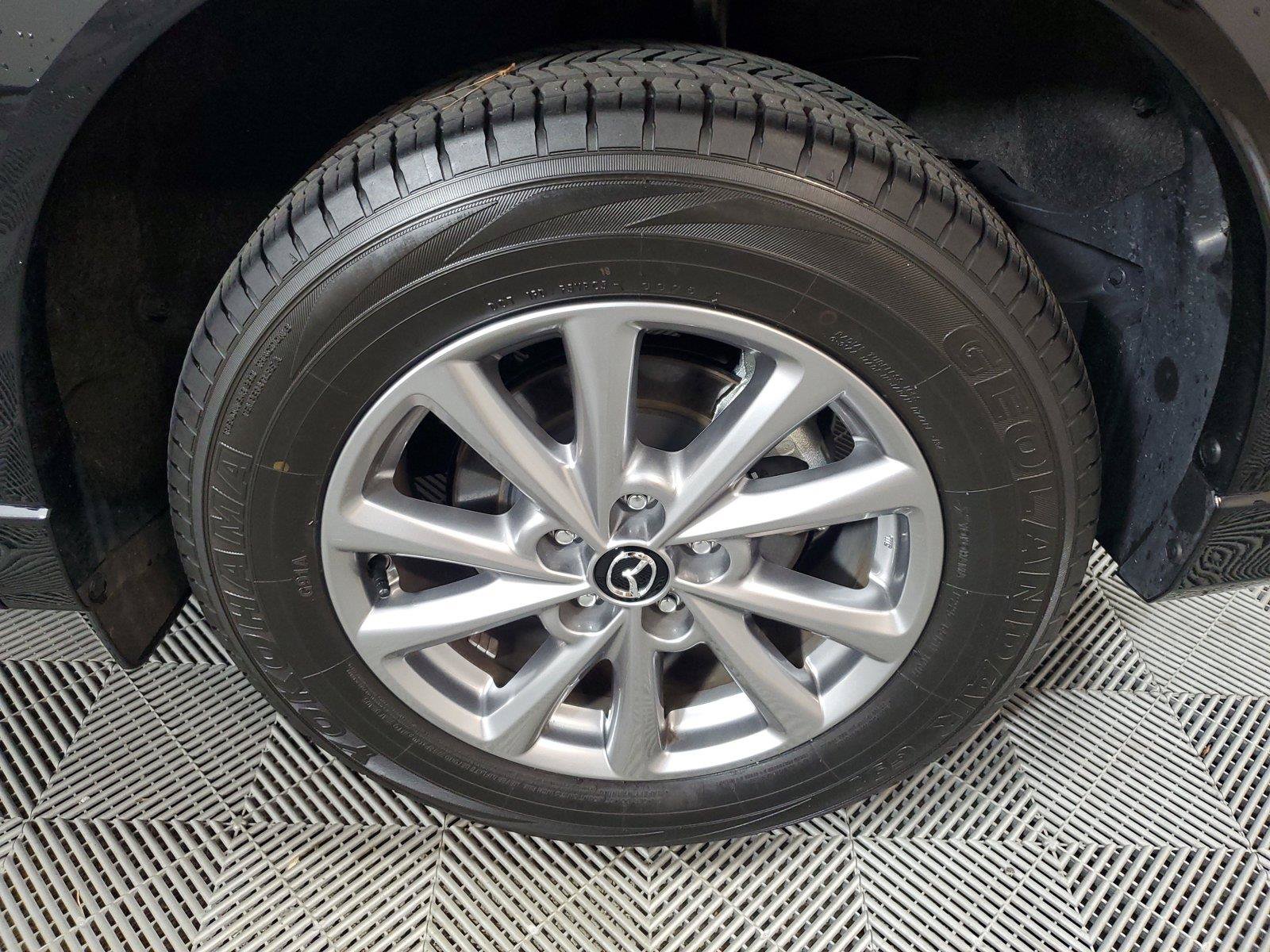 Certified 2025 MAZDA CX-5 AWD 2.5 S w/ Preferred Package image 11