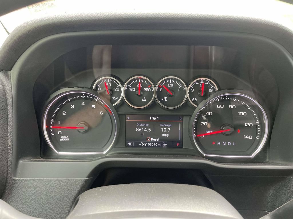 Used 2022 Chevrolet Silverado 2500 Custom w/ Custom Value Package AWD/4WD image 29
