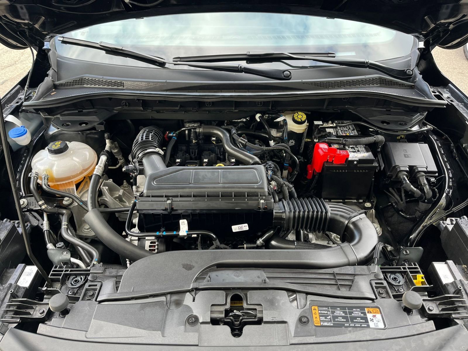 Used 2025 Ford Escape ST-Line image 28