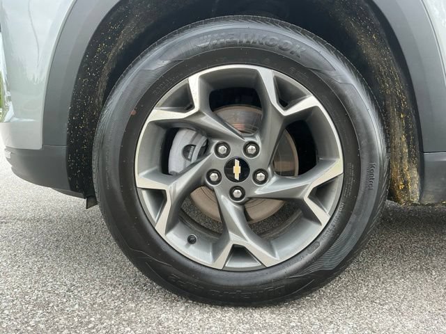 Used 2025 Chevrolet Trax LT w/ Driver Confidence Package FWD image 14