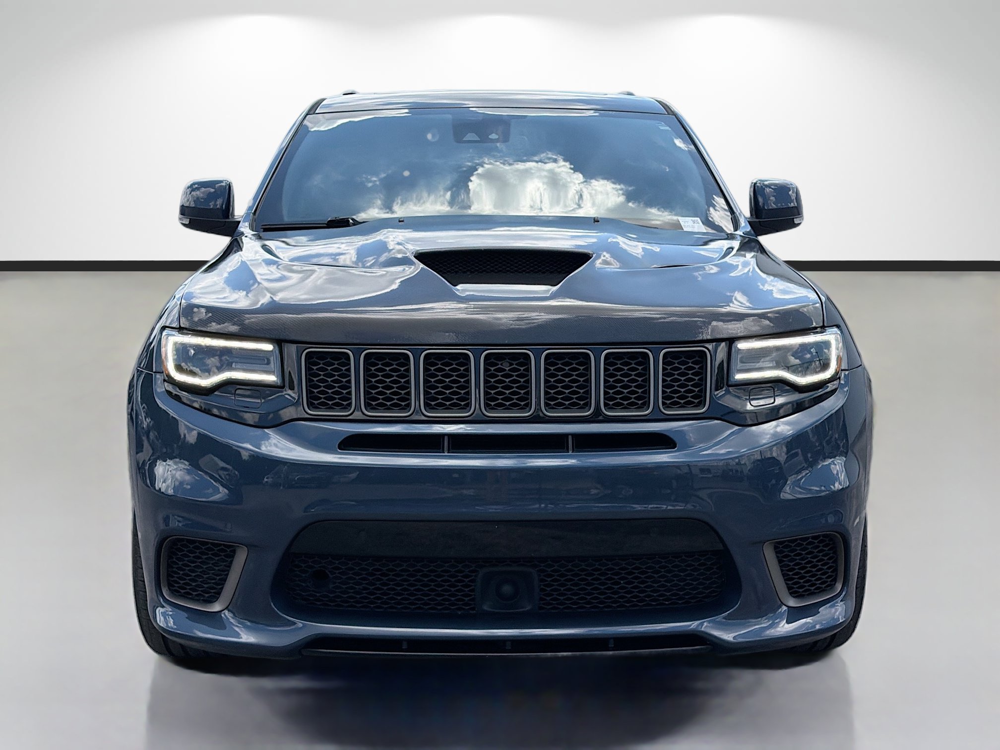 Used 2021 Jeep Grand Cherokee Trackhawk w/ Trailer Tow Group IV AWD/4WD image 8