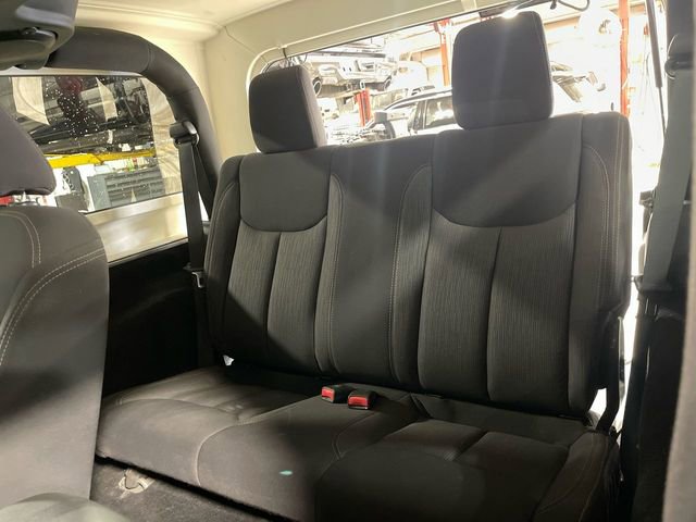 Used 2013 Jeep Wrangler Rubicon w/ PWR Convenience Group AWD/4WD image 22