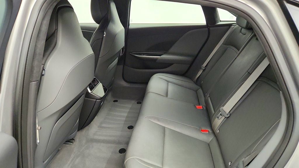 Used 2023 Lucid Air Pure AWD/4WD image 21