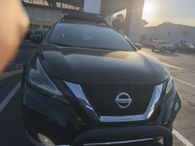 Used 2019 Nissan Murano SV FWD image 2