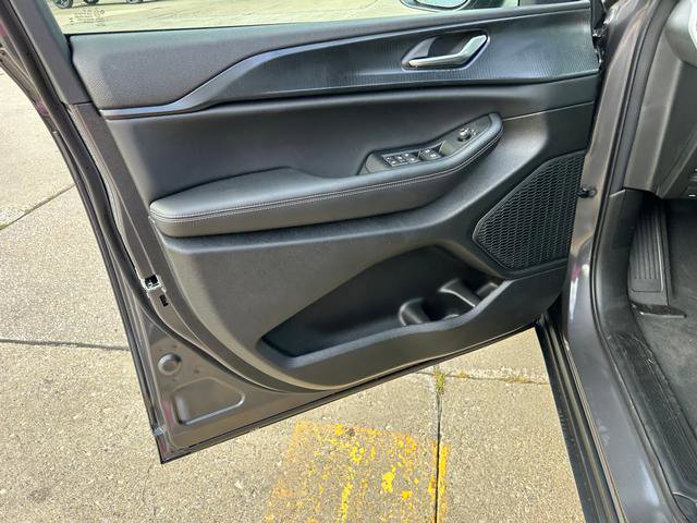 New 2025 Jeep Grand Cherokee 4WD image 7