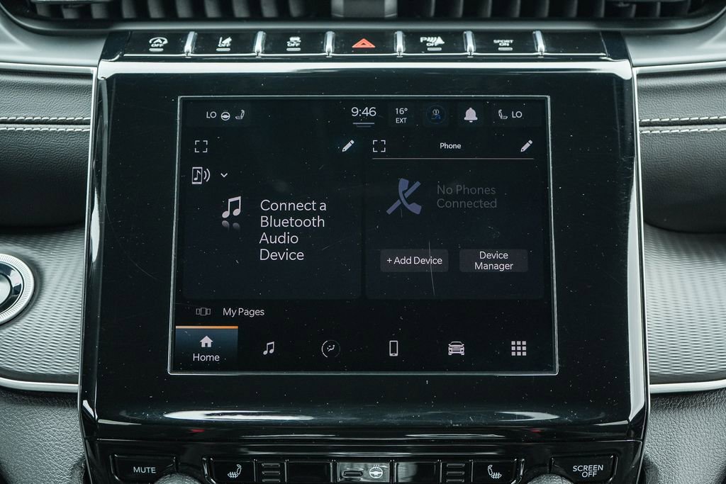Used 2025 Jeep Grand Cherokee Altitude AWD/4WD image 15