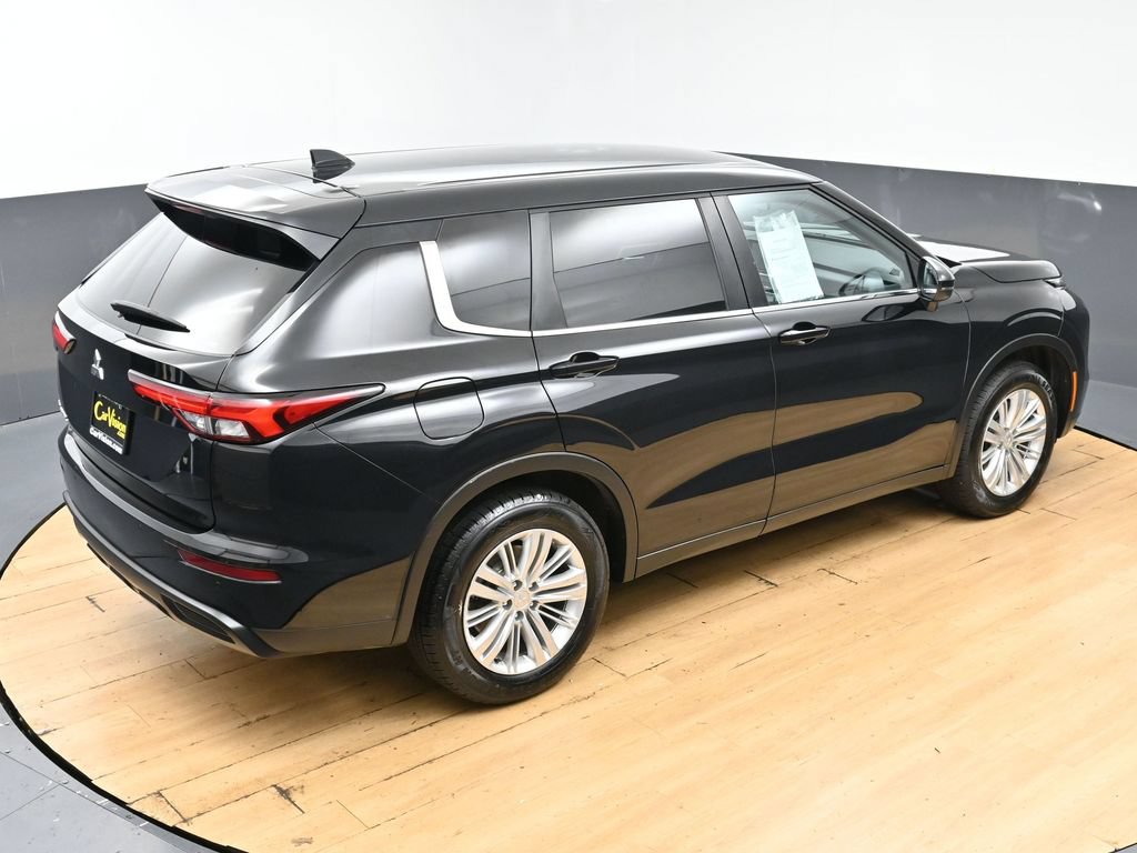 Used 2024 Mitsubishi Outlander ES AWD/4WD image 44