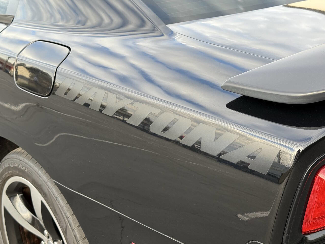 Used 2013 Dodge Charger R/T image 7