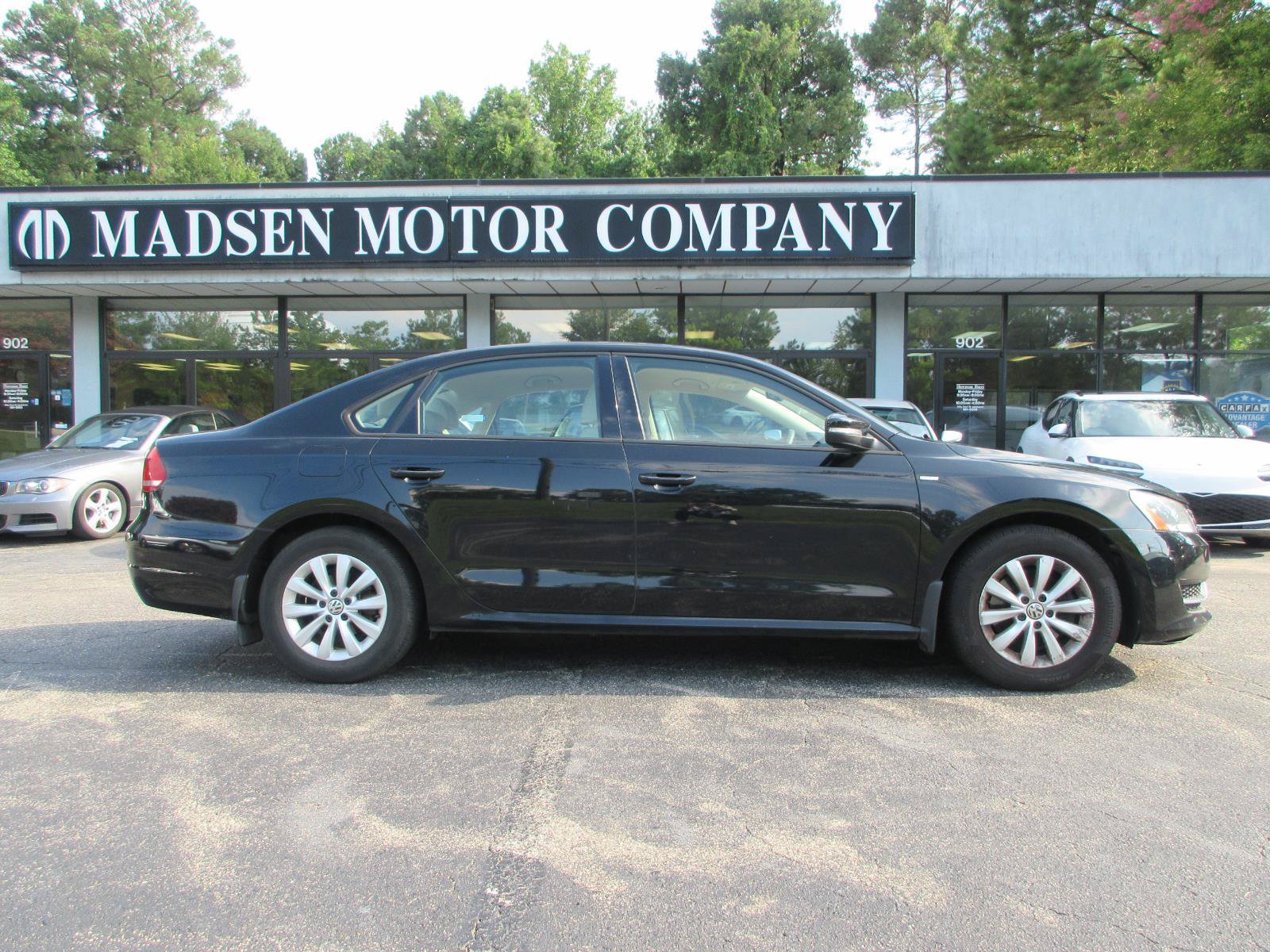 Used 2013 Volkswagen Passat 2.5 S FWD image 4