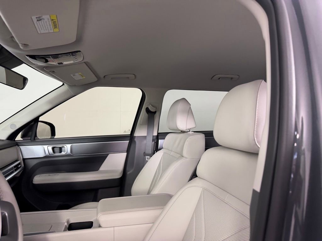 Used 2026 Hyundai Santa Fe SEL image 21