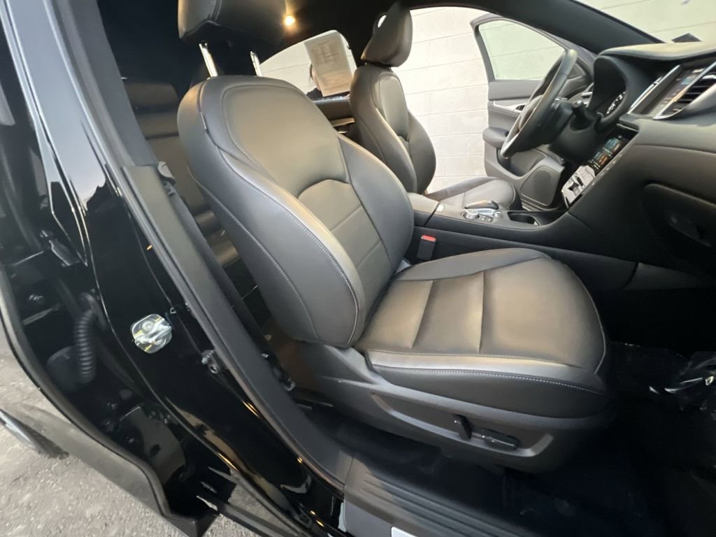 Used 2025 INFINITI QX55 Luxe w/ Cargo Package image 26