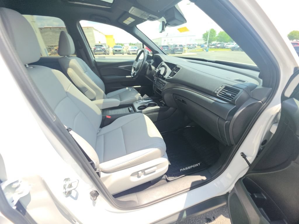 Used 2023 Honda Passport EX-L image 34