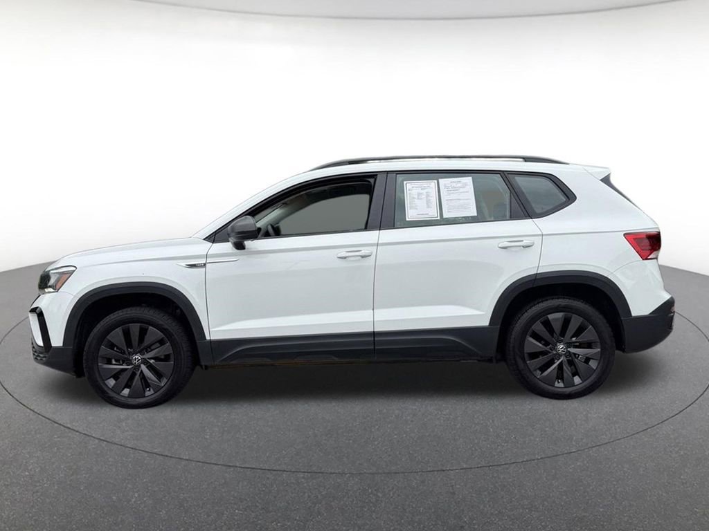 Used 2024 Volkswagen Taos S FWD image 3