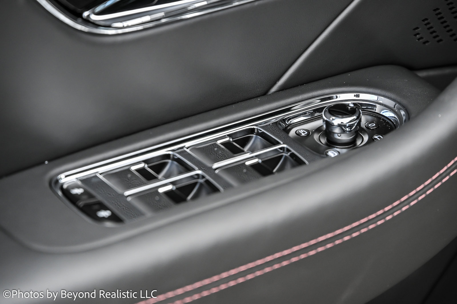 New 2025 Bentley Flying Spur Plug-In Hybrid AWD/4WD image 22