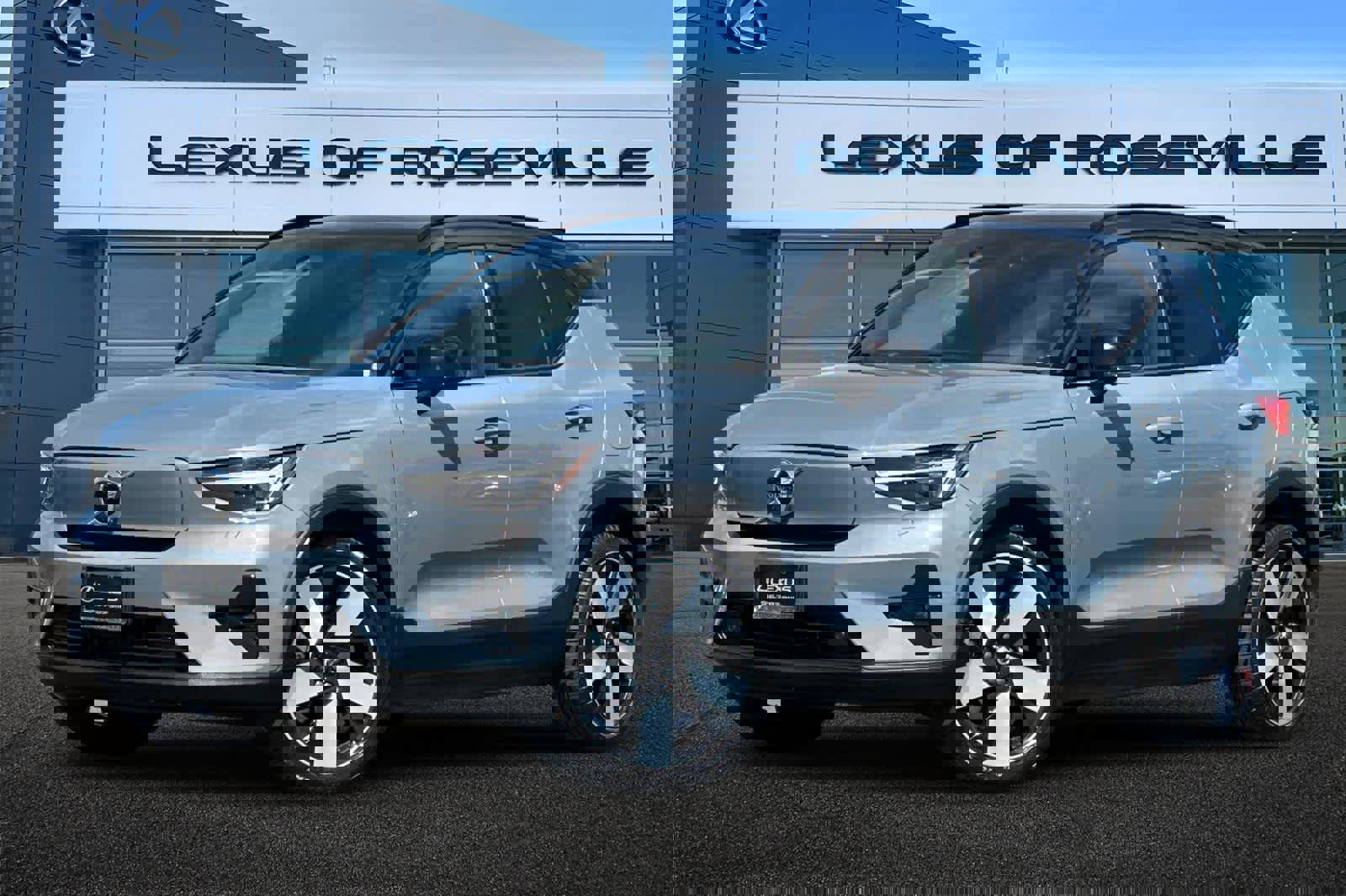 Used 2023 Volvo XC40 Recharge Ultimate