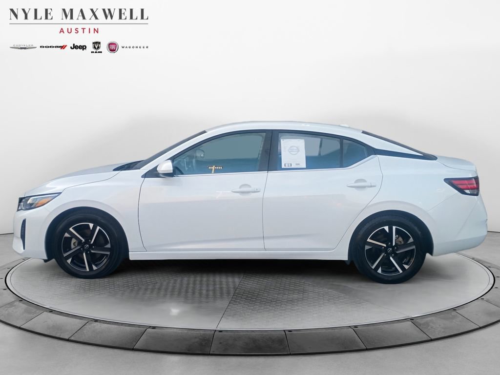 Used 2024 Nissan Sentra SV FWD image 13