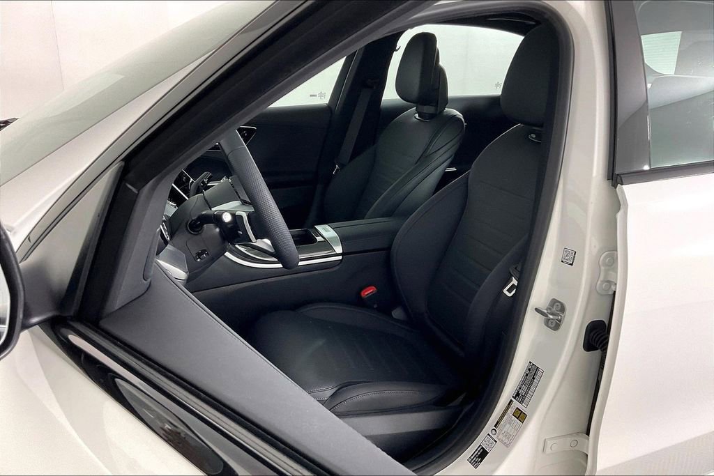 New 2026 Mercedes-Benz C 300 4MATIC Sedan image 9
