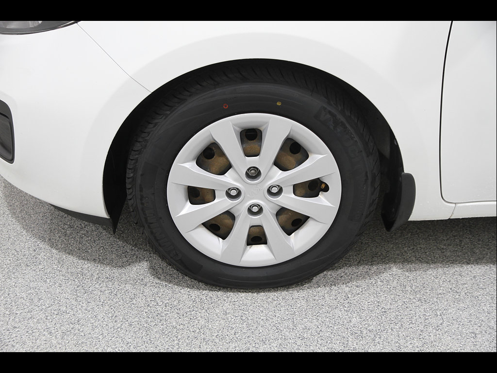 Used 2015 Kia Rio LX w/ Power Package FWD image 18